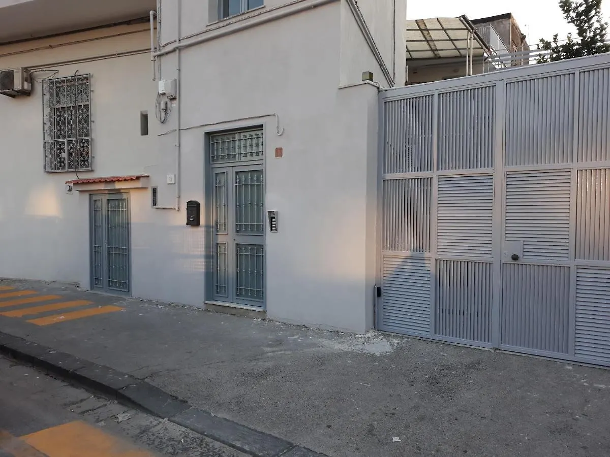 Terminal 1 Guest House Napels 0*,  Italië