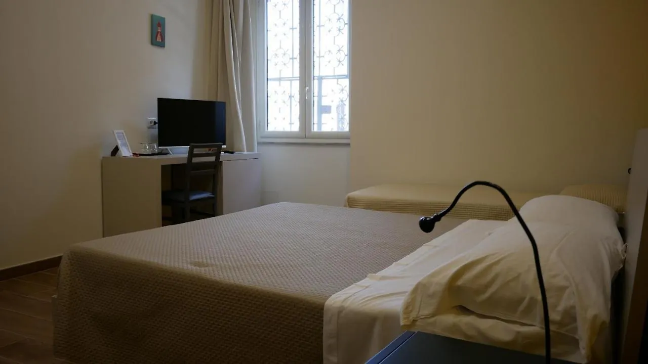 Appartement Terminal 1 Guest House Napels