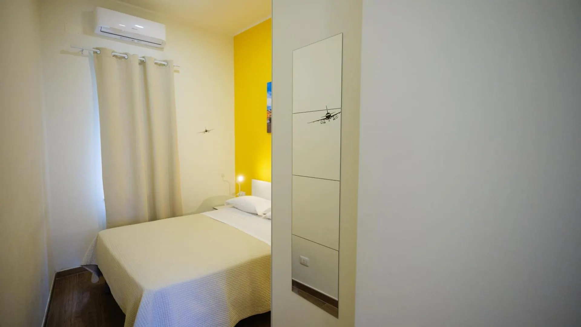Terminal 1 Guest House Napels Appartement