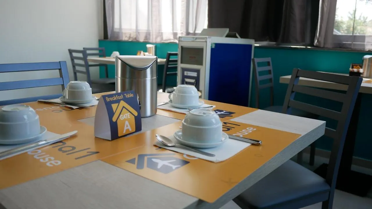 Terminal 1 Guest House 나폴리
