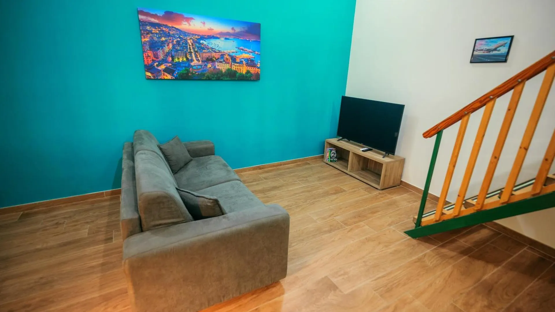 Terminal 1 Guest House 나폴리